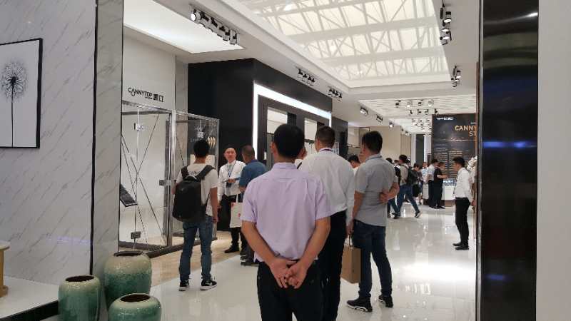 2018上海國際廚衛(wèi)展持續(xù)進(jìn)行 凱立展館現(xiàn)場(chǎng)熱情持續(xù)火爆